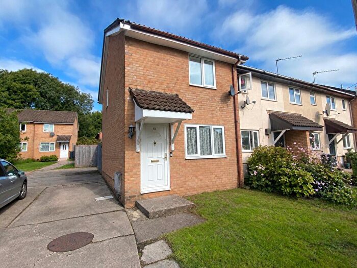 2 Bedroom End Of Terrace House For Sale In Woodlawn Way, Cardiff, CF14