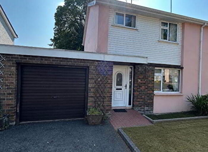 3 Bedroom Semi-Detached House For Sale In Orangefield Park, Omagh, BT79
