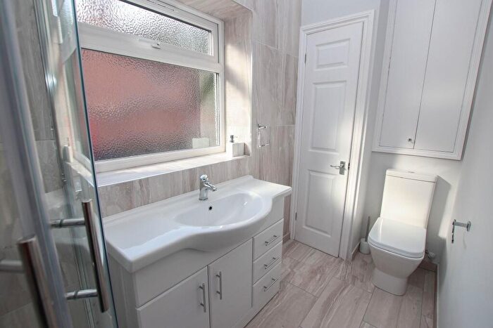 1 Bedroom Bungalow To Rent In Windmill Lane, Balsall Common, Coventry, CV7