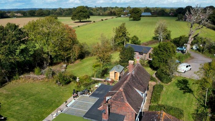 3 Bedroom Detached House For Sale In Danworth Lane, Hurstpierpoint, BN6