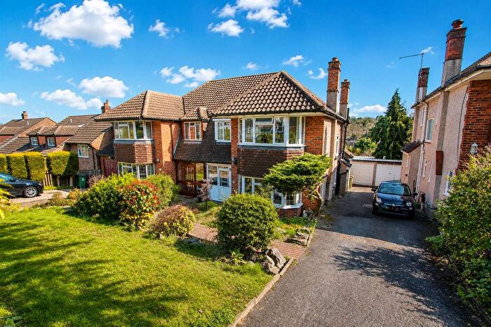 3 Bedroom Semi Detached House For Sale In Harbury Road, Carshalton Beeches, SM5