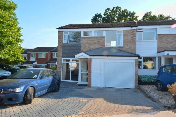 3 Bedroom Semi-Detached House To Rent In Angus Close, Chessington, Surrey., KT9