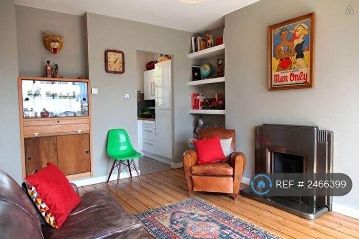 2 Bedroom Flat To Rent In Bevenden Street, London, N1