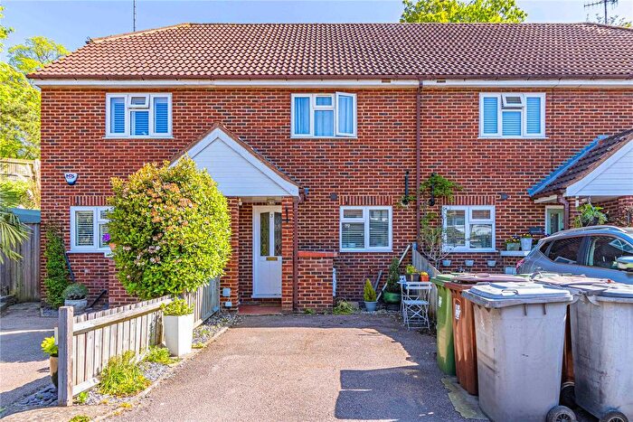 2 Bedroom Detached House To Rent In Brick Kiln Close, Oxhey, Herts, WD19