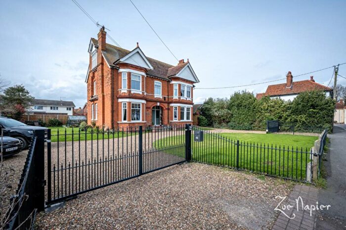 6 Bedroom Detached House For Sale In Southminster, CM0