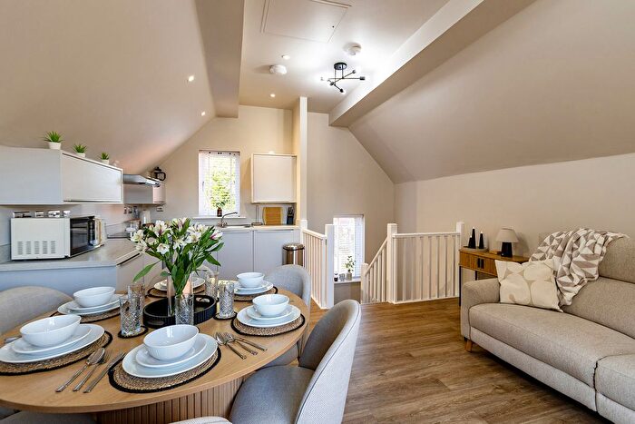 3 Bedroom Flat To Rent In Whitby, YO21