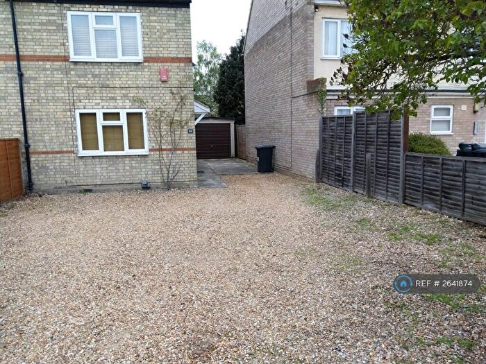 2 Bedroom Semi Detached House To Rent In Green End Road, Cambridge, CB4