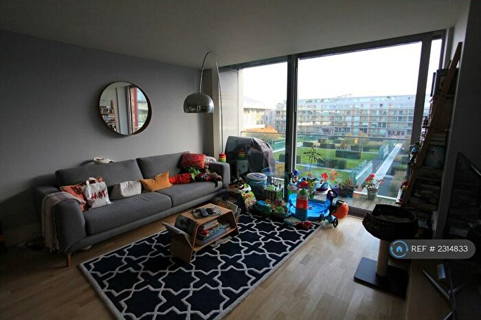 2 Bedroom Flat To Rent In Highbury Stadium Square, London, N5