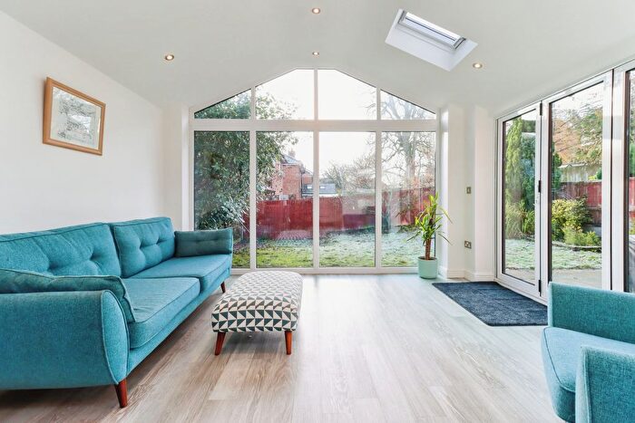 4 Bedroom Detached House For Sale In St. Annes Drive, Morda, Oswestry, Shropshire, SY10