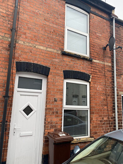 2 Bedroom House To Rent In Russell Street, Lincoln, LN5
