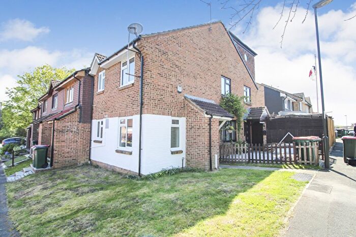 1 Bedroom Terraced House For Sale In Capsey Road, Ifield, Crawley, West Sussex., RH11