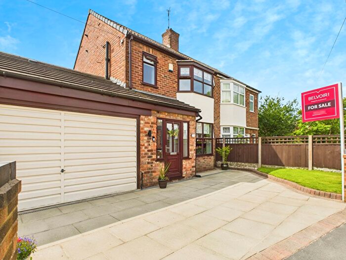 3 Bedroom Semi-Detached House For Sale In Braeside Crescent, Billinge, WN5
