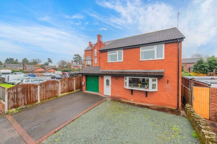 4 Bedroom Detached House For Sale In Deedes Avenue, Shrewsbury, Shropshire, SY2