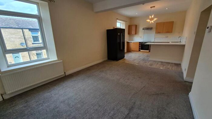 2 Bedroom Apartment To Rent In Garden Street, Darfield, S73