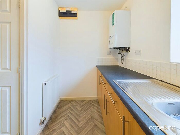 1 Bedroom Apartment For Sale In Caroline Court, Burton-On-Trent, Staffordshire, DE14