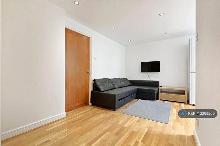 4 Bedroom Flat To Rent In Jamaica Street, London, E1