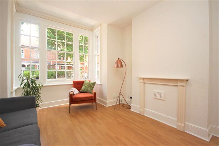 1 Bedroom Flat To Rent In Maude Terrace, Walthamstow, E17