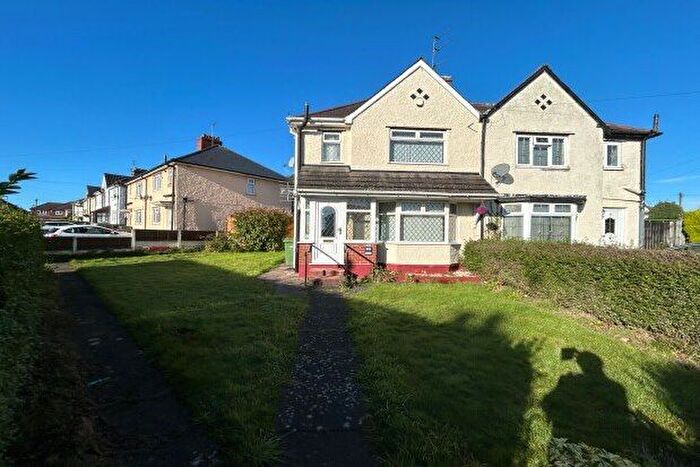 3 Bedroom Property To Rent In Beech Avenue, Halesowen, B62