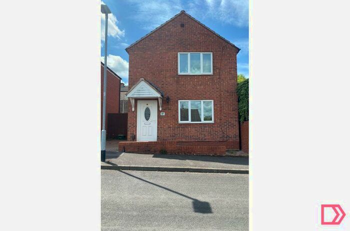 2 Bedroom Detached House To Rent In Hillview Road, Mapperley, Nottingham, Nottingham, NG4