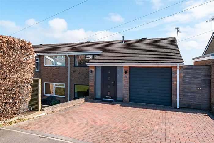 3 Bedroom Property For Sale In Gallery Lane, Holymoorside, Chesterfield, S42