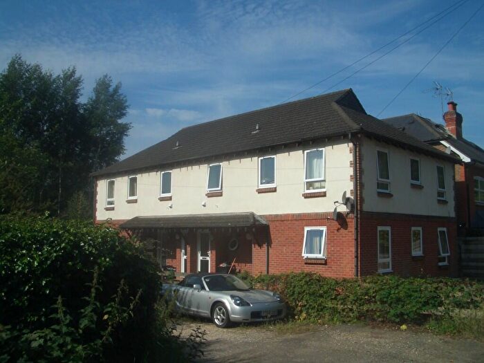 2 Bedroom Flat To Rent In Peperharow Road, Godalming, Surrey, GU7