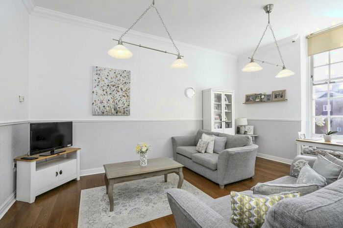 1 Bedroom Apartment To Rent In Cambrian Place, Swansea, SA1