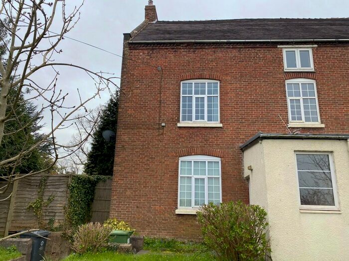 2 Bedroom Flat To Rent In Top Flat, Eaton House, Watling Street, ST19