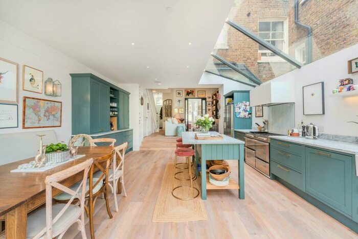 5 Bedroom House To Rent In Gascony Avenue, , West Hampstead, London, NW6