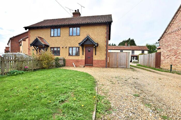 2 Bedroom House To Rent In Saham Hills, IP25