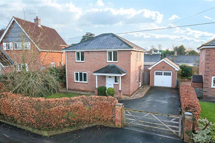 3 Bedroom Detached House For Sale In Grove Road, Whimple, Exeter, EX5