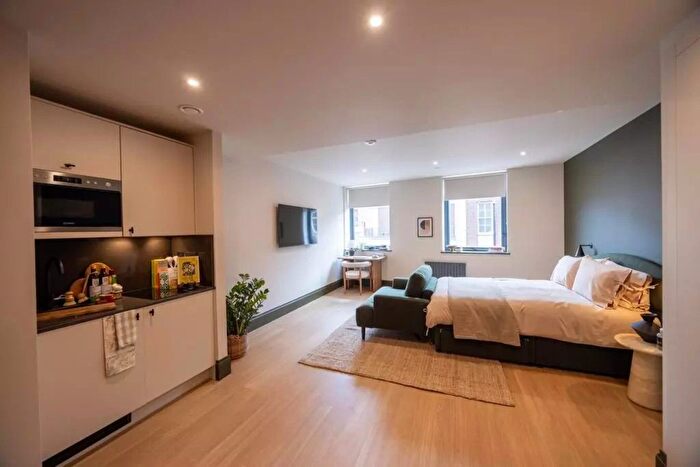 Studio To Rent In West Street, Sheffield, S1