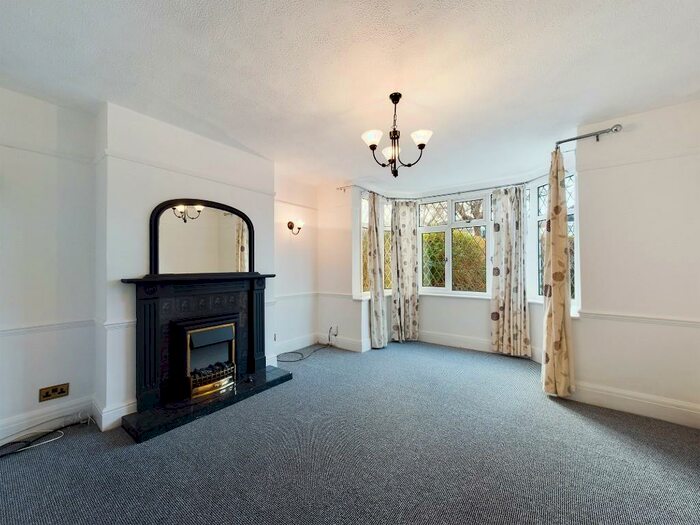 3 Bedroom Semi-Detached House To Rent In Hampstead Road, Bristol, BS4