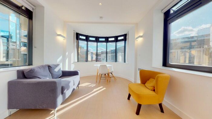 2 Bedroom Flat To Rent In New Horizons Court, Brentford, TW8