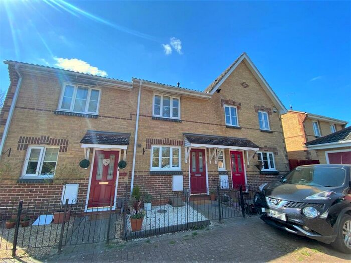 2 Bedroom Terraced House To Rent In Saffron Way, Whiteley, PO15