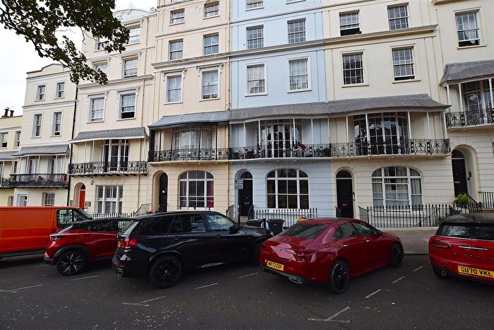 2 Bedroom Flat To Rent In Wellington Square, Hastings, TN34