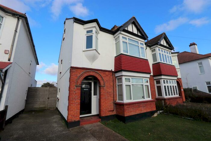 3 Bedroom Semi-Detached House To Rent In Western Road, Leigh On Sea, SS9