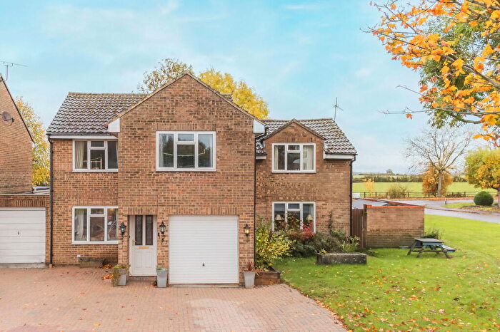 4 Bedroom Detached House For Sale In Sevenfields, Highworth, Swindon, SN6