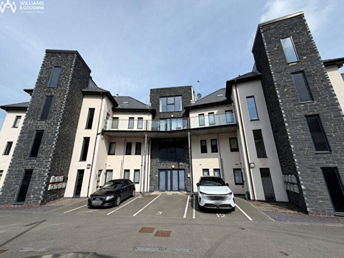 2 Bedroom Apartment For Sale In Llys Marina, Y Felinheli, Gwynedd, LL56