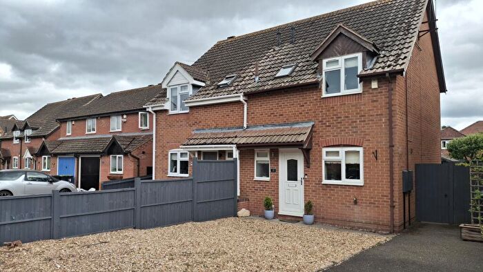 3 Bedroom Semi-Detached House To Rent In Westbeck, Ruskington, Sleaford, NG34