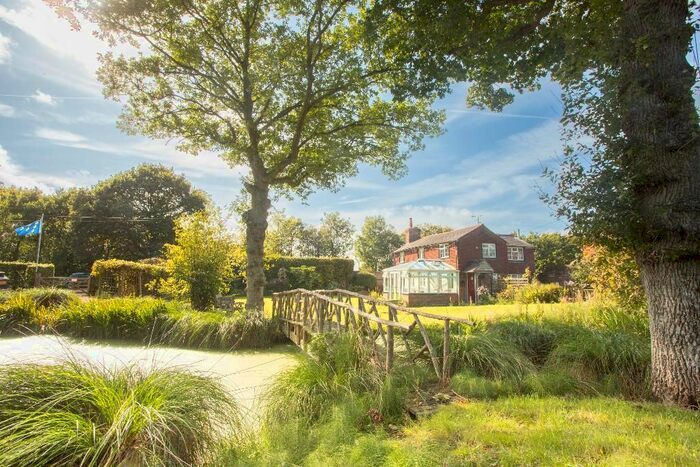 4 Bedroom Detached House For Sale In North Street, Hellingly, East Sussex, BN27