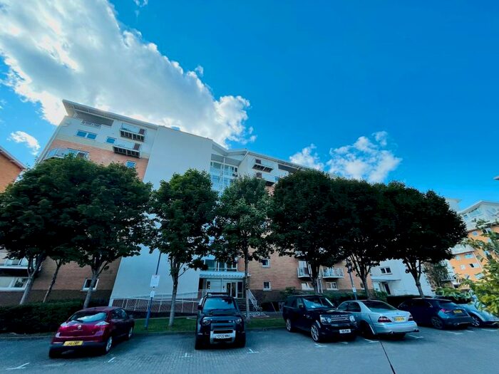 2 Bedroom Apartment To Rent In Penstone Court, Chandlery Way, Cardiff, CF10