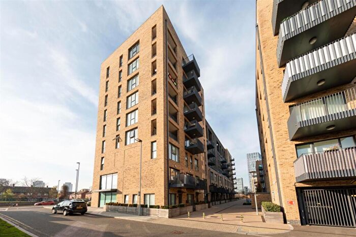 1 Bedroom Apartment To Rent In Bow River Village, Bromley-by-Bow, E3