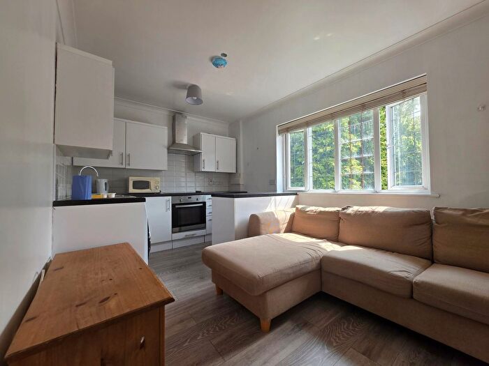1 Bedroom Flat To Rent In Park Road West, Wolverhampton, WV1