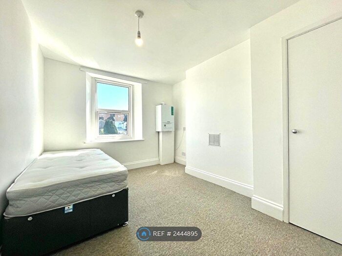 4 Bedroom Terraced House To Rent In Forest Road, Fishponds, Bristol, BS16