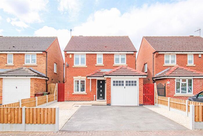 3 Bedroom Detached House For Sale In Kingfisher Court, Normanton, WF6