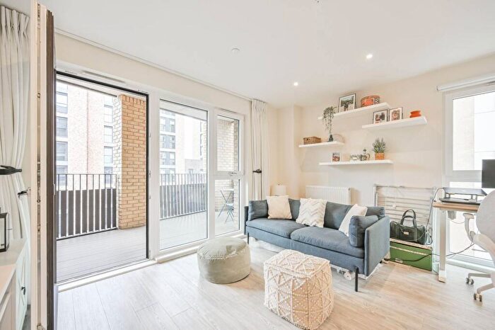 2 Bedroom Flat For Sale In Tansy House, Blackhorse Road, Walthamstow, E17