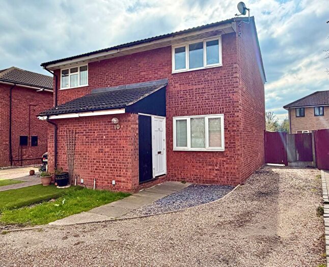 2 Bedroom Semi Detached House For Sale In Comfrey Court, Grays, RM17