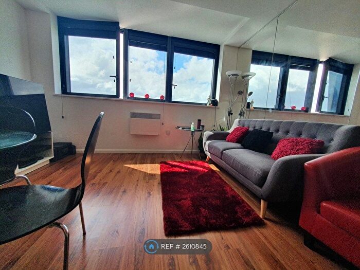 1 Bedroom Flat To Rent In Mann Island, Liverpool, L3