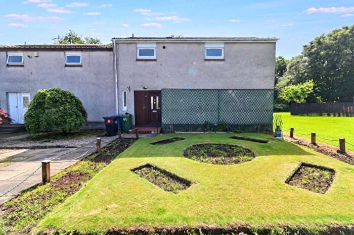 3 Bedroom End Of Terrace House For Sale In Parksail Drive, Erskine, Renfrewshire, PA8