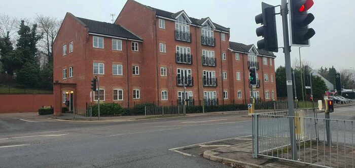2 Bedroom Flat To Rent In Harriet House, HP3